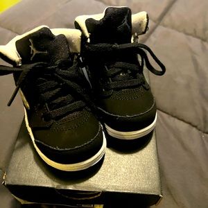 Infant retro jordan